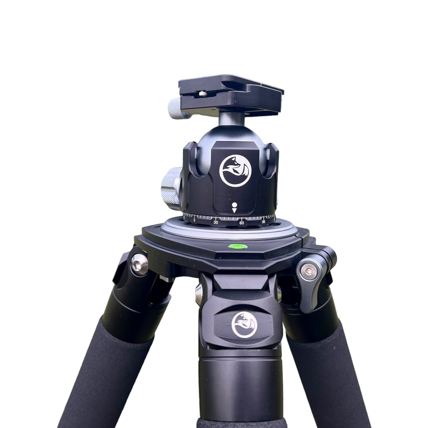 Hunting tripod